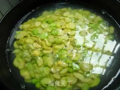 Make Crispy bean paste step 4