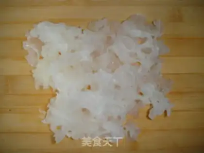 Make Cold tofu bamboo and white fungus step 2