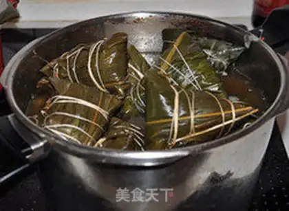 Make fresh meat dumplings step 13