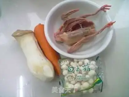 Make Refreshing squab soup step 0