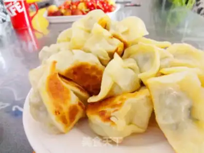 Make fried dumplings with fennel and beef step 8