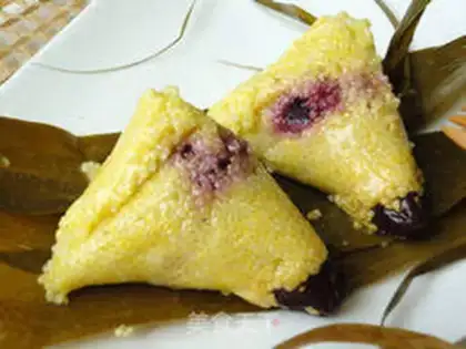 Make Purple sweet potato and yellow rice rice dumplings step 14