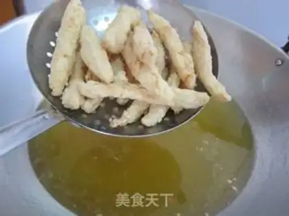 Make Crispy and pepper chicken wicker step 7