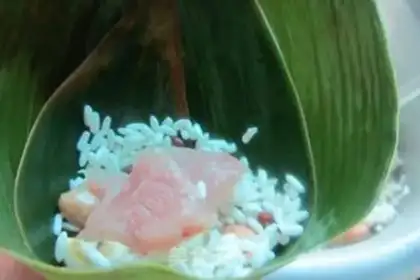Make Peanut lotus seed meat rice dumplings step 4
