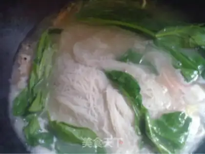 Make Seafood rice noodles step 9