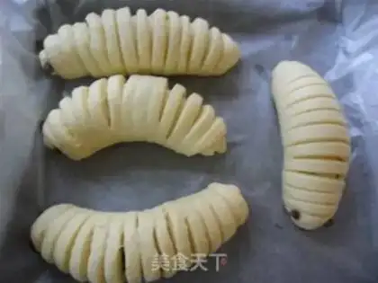 Make Honey bean caterpillar bread step 8