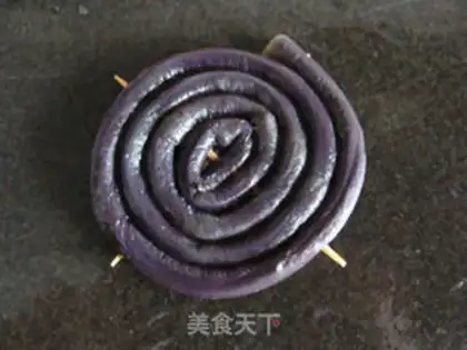 Make Sodium rolls step 5