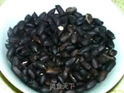 Make Black peanuts in New Orleans step 0