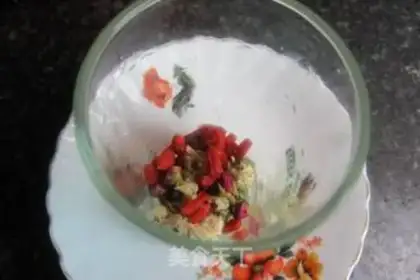 Make The chrysanthemum makes tea step 1