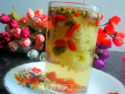 Make The chrysanthemum makes tea step 3