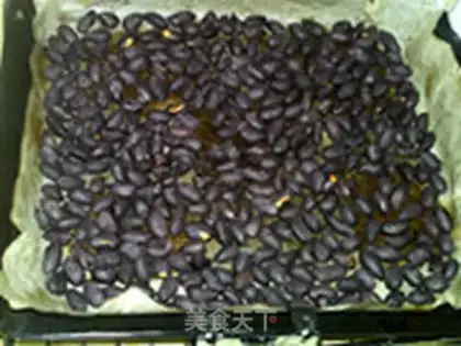 Make Black peanuts in New Orleans step 9