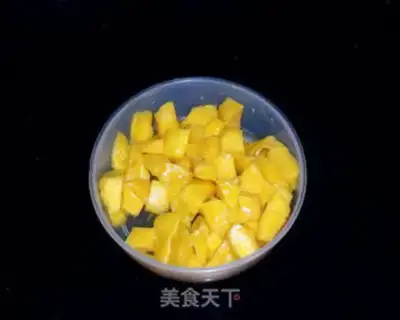 Make Fresh fruit mousse cake step 8