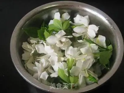 Make cold gardenias step 0