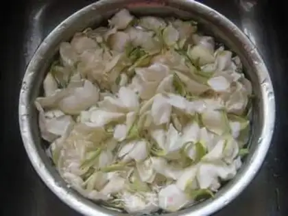 Make cold gardenias step 1