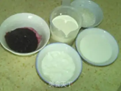 Make Blueberry yogurt cream step 0