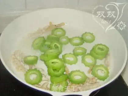 Make Chicken silk and bitter melon step 10
