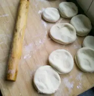 Make Pork bean buns step 5
