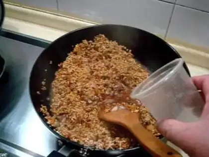 Make zongzi step 9