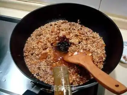 Make zongzi step 10