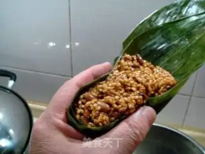 Make zongzi step 20