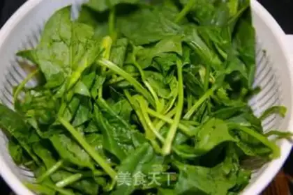 Make Beef vermicelli mixed with mixed vegetables step 0