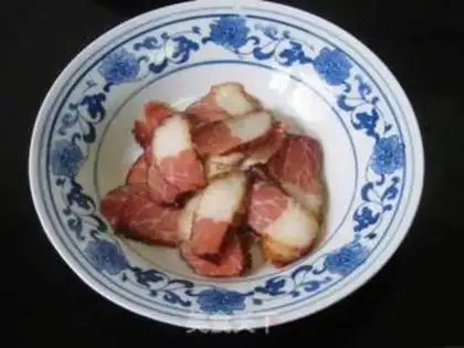 Make Pork stewed with rare mushrooms and tofu step 1