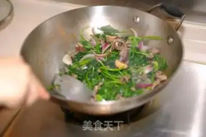 Make Beef vermicelli mixed with mixed vegetables step 8