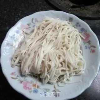 Make Sour noodles step 0