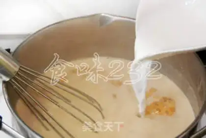 Make Peanut cream popsicle step 3