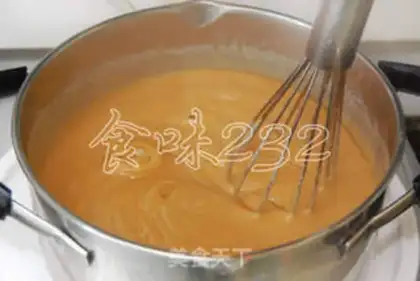 Make Peanut cream popsicle step 4