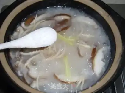 Make Shredded chicken porridge with mushroom step 6