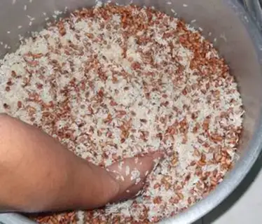 Make Wrap rice dumplings step 5