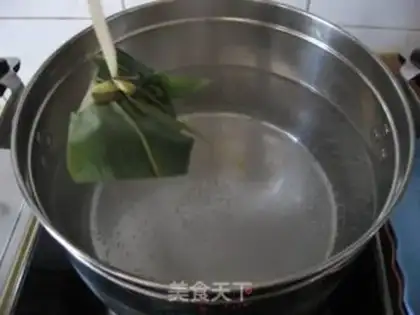 Make zongzi step 35
