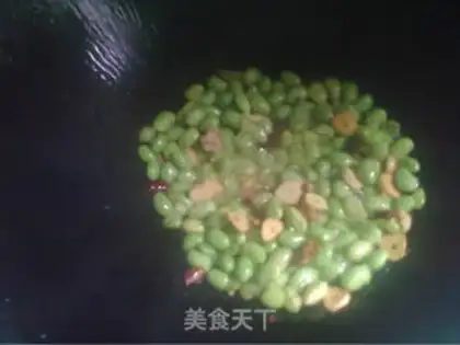 Make stir-fried edame with cabbage step 4