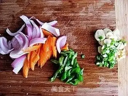 Make Korean spicy fried squid step 1