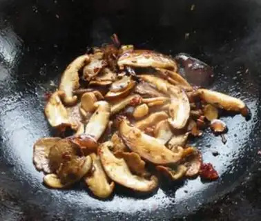 Make Fries of mushrooms step 7