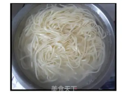 Make Northeast egg noodles step 7