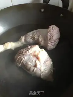 Make Spiced beef in sauce step 1