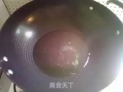 Make stir-fried fresh pickles step 2