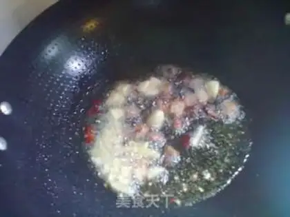 Make stir-fried fresh pickles step 4