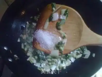 Make stir-fried fresh pickles step 8