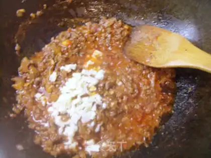 Make Black Pepper Beef Italian Sauce Noodles step 8