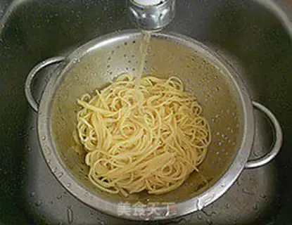 Make Spaghetti step 2