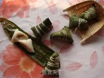 Make a rice dumpling step 6