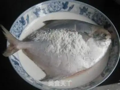 Make Dry roasted pomfret step 2