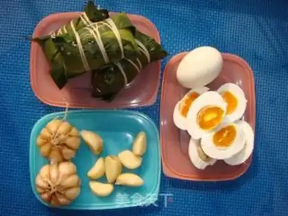 Make a rice dumpling step 7