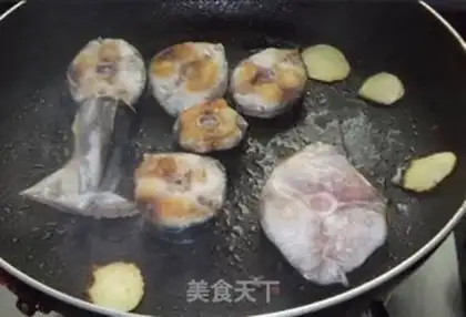 Make fried mackerel step 3