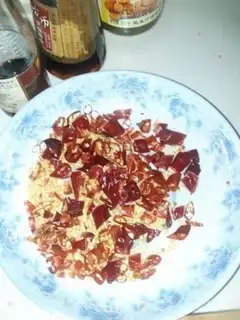 Make spicy crayfish step 0