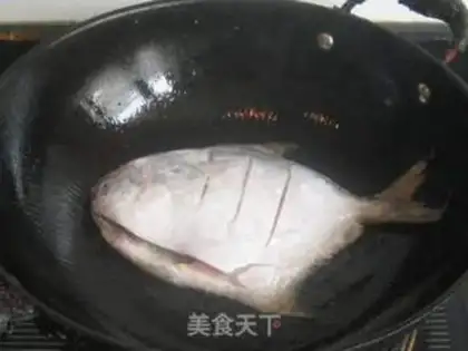 Make Dry roasted pomfret step 3