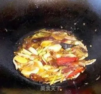 Make Braised pork ribs with dried cowpeas step 2